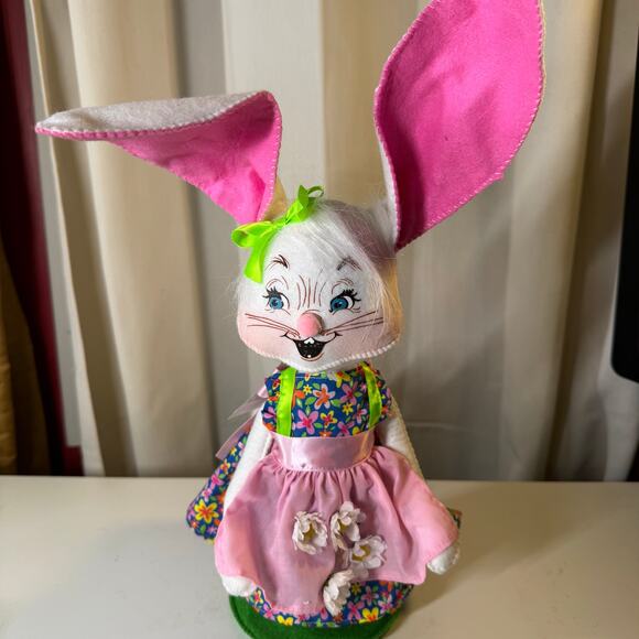 Annalee Dolls 2020 12in Easter Parade Girl Bunny New with Tags - Picture 1 of 8